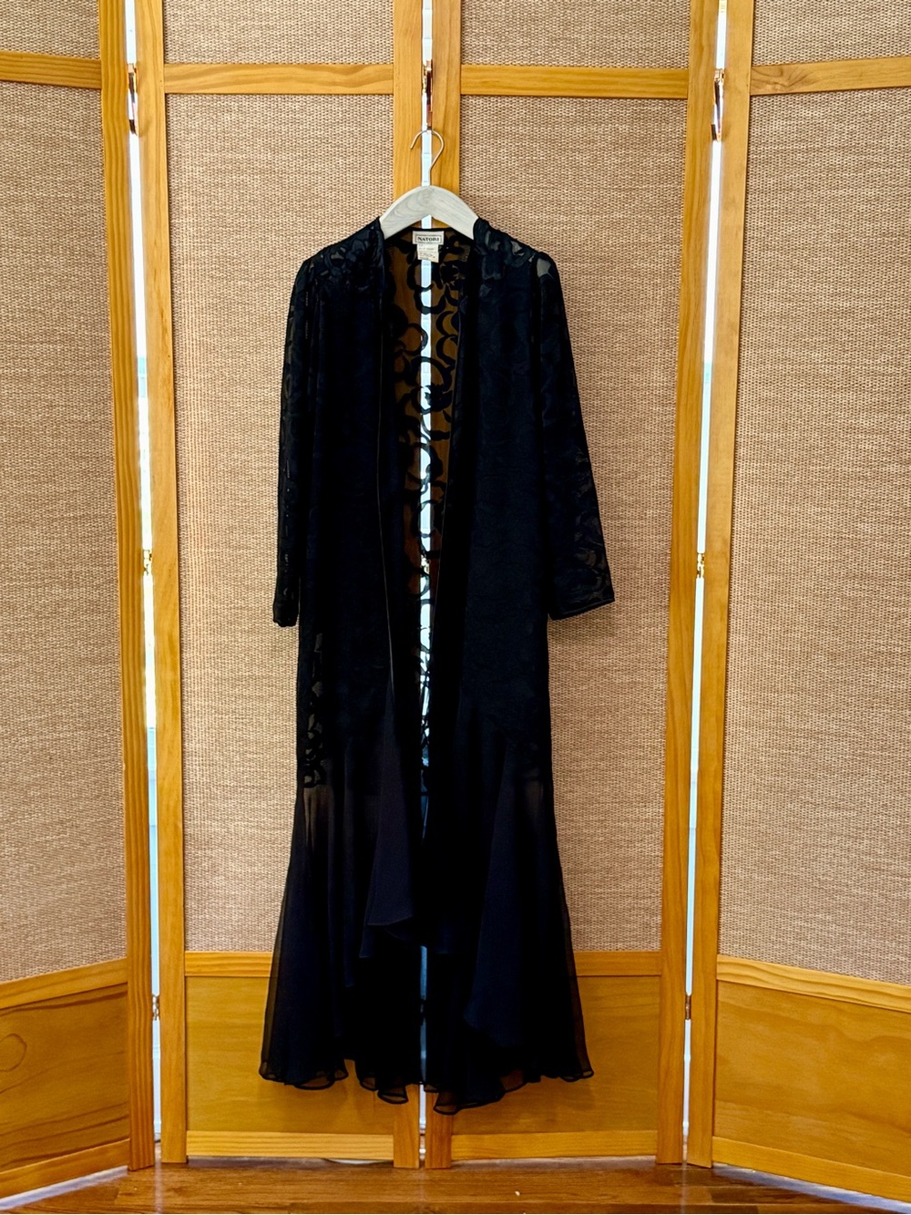 Natori Black Lace Floral-Embroidered Jacket